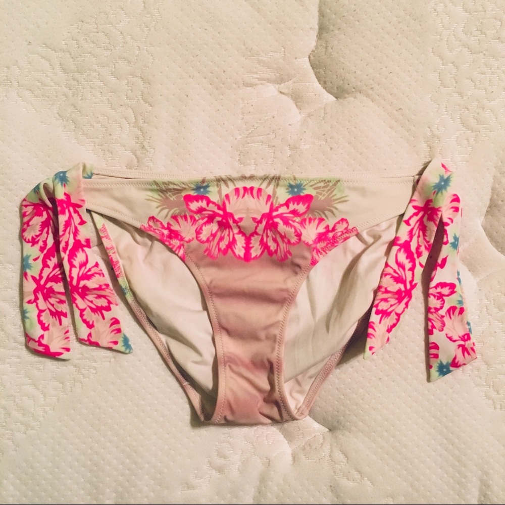 Victoria’s Secret Tie Side Bikini Bottom, Size S
